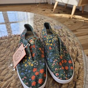 *NWT* Keds Floral Slip-On Sneakers